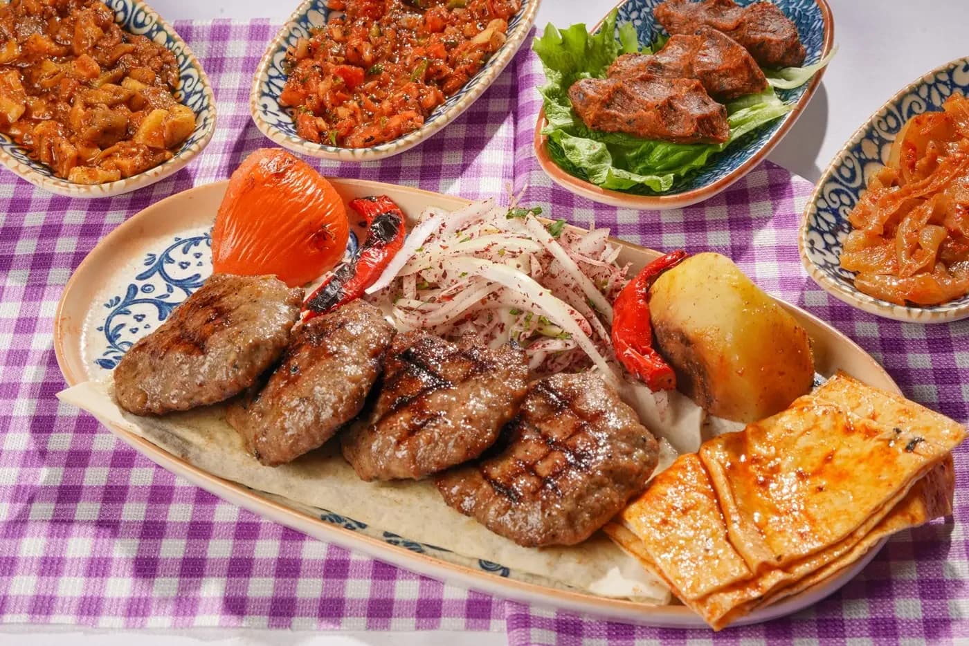 Кёфте на гриле — KMU Mehmet Usta Aksaray