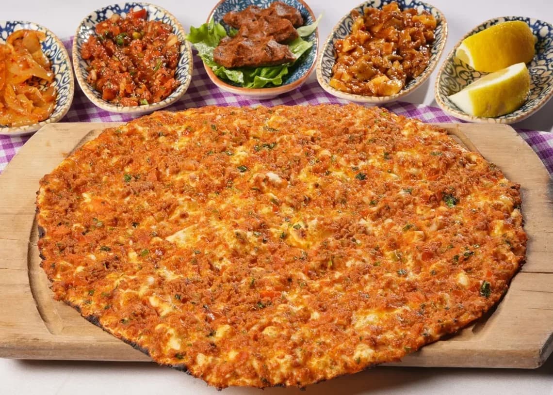 Лахмаджун — KMU Mehmet Usta Aksaray